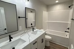 3701 W E St, Bremerton, WA 98312 - Photo 8