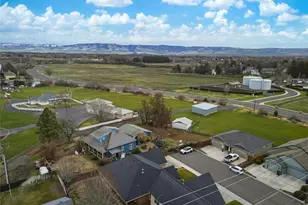 817 NE Bunky Ln, College Place, WA 99324 - Photo 38