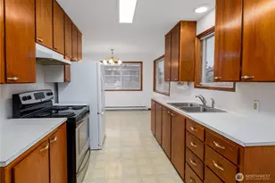 415 E 7th, Port Angeles, WA 98362 - Photo 6