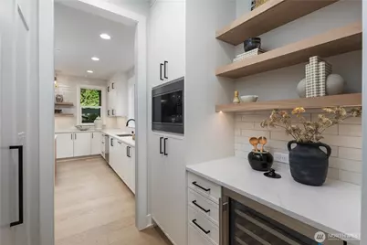 12206 NE 61st Street, Kirkland, WA 98033 - Photo 14