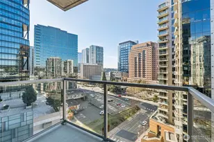 10650 NE 9th Pl, Bellevue, WA 98004 - Photo 4