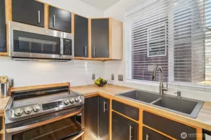 534 25th Ave S, Seattle, WA 98144 - Photo 8