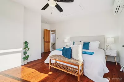 534 25th Avenue S, Seattle, WA 98144 - Photo 14