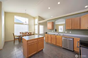 225 E Inglewood Dr, Moses Lake, WA 98837 - Photo 6