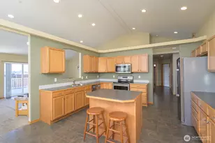 225 E Inglewood Dr, Moses Lake, WA 98837 - Photo 4