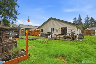 1040 Ashland, Kalama, WA 98625 - Photo 18