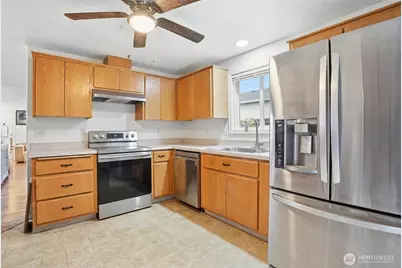 1040 Ashland, Kalama, WA 98625 - Photo 10