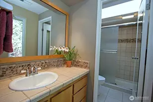 6543 125th Ave SE, Bellevue, WA 98006 - Photo 10