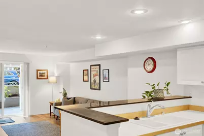 3318 30th Avenue SW #B404, Seattle, WA 98126 - Photo 4