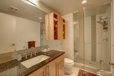 10610 NE 9th Place #1101, Bellevue, WA 98004 - Photo 14