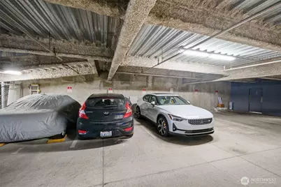 615 E Pike Street #402, Seattle, WA 98122 - Photo 30