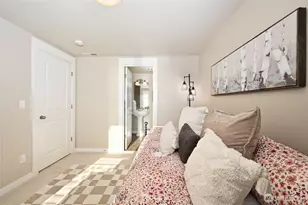 5801 55th Ave NE, Seattle, WA 98105 - Photo 8