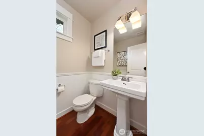 5801 55th Avenue NE #A, Seattle, WA 98105 - Photo 18