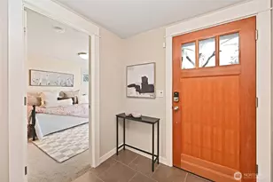 5801 55th Ave NE, Seattle, WA 98105 - Photo 4