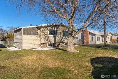 511 I Street SW, Quincy, WA 98848 - Photo 2