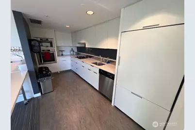 501 Roy Street #F229, Seattle, WA 98109 - Photo 6
