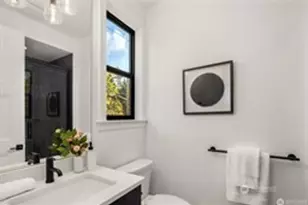 13988 SE 5th St, Bellevue, WA 98005 - Photo 36