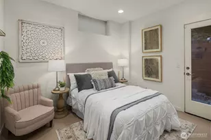 1002 5th Ave N, Seattle, WA 98109 - Photo 8