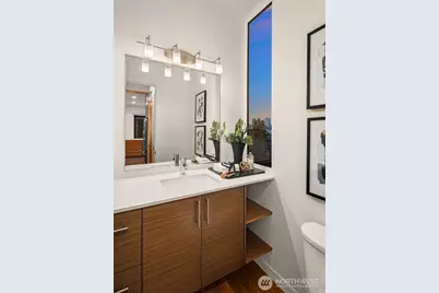 1002 5th Avenue N, Seattle, WA 98109 - Photo 22