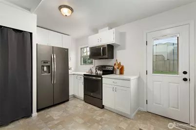 8625 35th Avenue SW, Seattle, WA 98126 - Photo 8