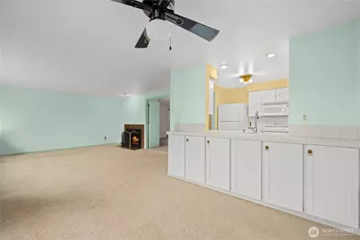 206 Mountain Park Boulevard SW #D101, Issaquah, WA 98027 - Photo 10