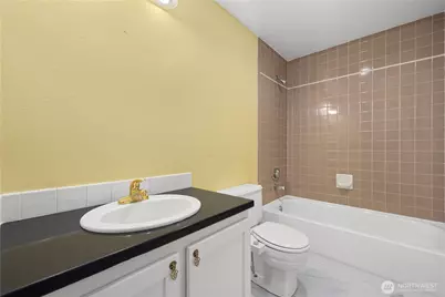 206 Mountain Park Boulevard SW #D101, Issaquah, WA 98027 - Photo 28