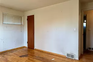 9324 52nd Ave S, Seattle, WA 98118 - Photo 16