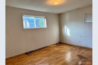 9324 52nd Ave S, Seattle, WA 98118 - Photo 14