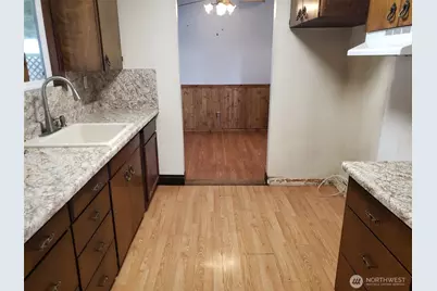 2830 Colorado Street, Longview, WA 98632 - Photo 6