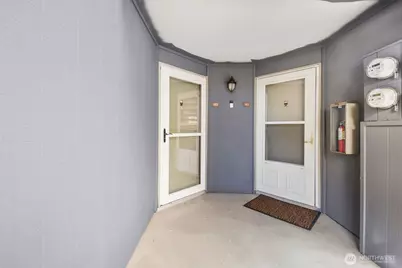 11104 NE 68th Street #A103, Kirkland, WA 98033 - Photo 30