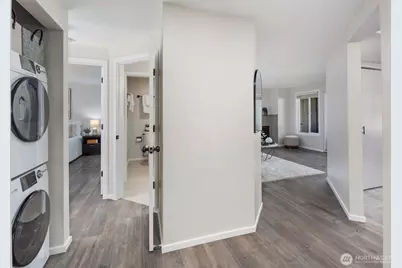 11104 NE 68th Street #A103, Kirkland, WA 98033 - Photo 24