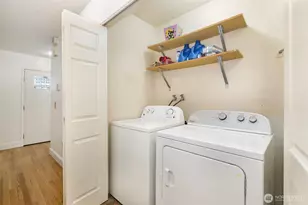 4003 NE 6th Ct, Renton, WA 98056 - Photo 20