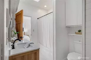 406 N Bowdoin Pl, Seattle, WA 98103 - Photo 20