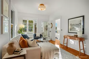 406 N Bowdoin Pl, Seattle, WA 98103 - Photo 6