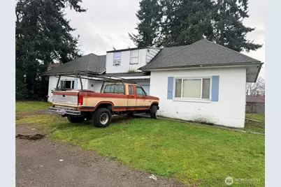 224 116th Street S, Tacoma, WA 98444 - Photo 2