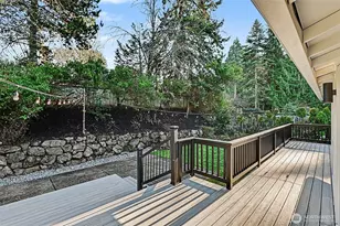 6560 W Mercer Way, Mercer Island, WA 98040 - Photo 28