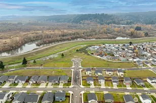 2001 Henderson Wy, Longview, WA 98632 - Photo 4