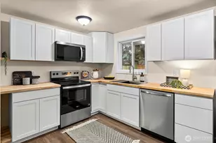 525 SW 302nd St, Federal Way, WA 98023 - Photo 12