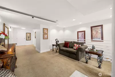 2551 Thorndyke Avenue W #102, Seattle, WA 98199 - Photo 26