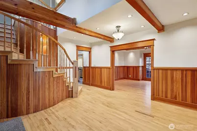 3411 22nd Avenue W, Seattle, WA 98199 - Photo 4