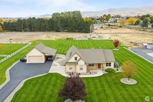 17305 S Lanell Dr, Prosser, WA 99350 - Photo 2