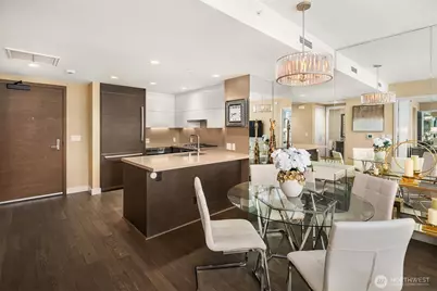 588 Bell Street #2405S, Seattle, WA 98121 - Photo 6