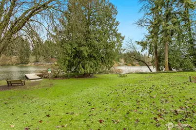 1144 N 198th Street #E-204, Seattle, WA 98133 - Photo 28