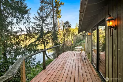 23012 SE Lake Wilderness Drive S, Maple Valley, WA 98038 - Photo 4