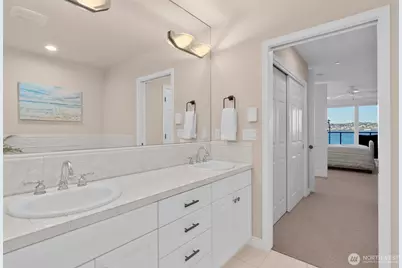 1005 Harbor Avenue SW #400, Seattle, WA 98116 - Photo 16