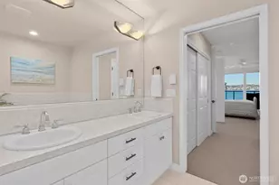 1005 Harbor Ave SW, Seattle, WA 98116 - Photo 16