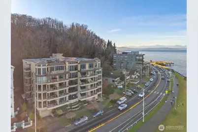 1005 Harbor Avenue SW #400, Seattle, WA 98116 - Photo 30