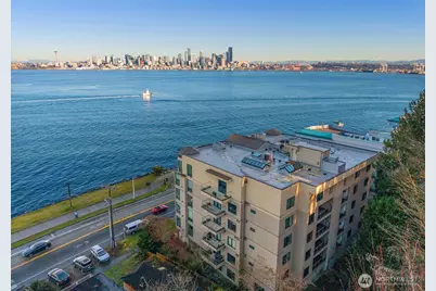 1005 Harbor Avenue SW #400, Seattle, WA 98116 - Photo 1