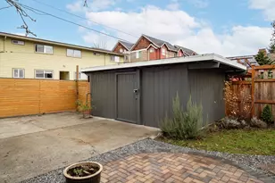 612 NW 84th St, Seattle, WA 98117 - Photo 32