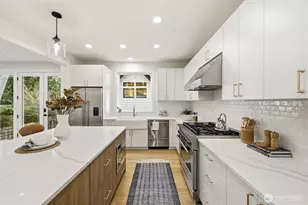 2809 NW 71st St, Seattle, WA 98117 - Photo 10